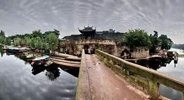 正负值第一！火箭超级得分手复苏，乌度卡激活两将，斯通闷声发财